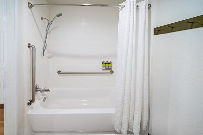 Imagen de la habitación del Hotel Candlewood Suites Muskogee, An Ihg. Foto 17