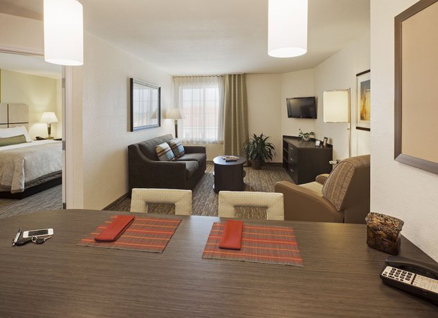 Imagen de la habitación del Hotel Candlewood Suites Nashville - Franklin, an IHG. Foto 4