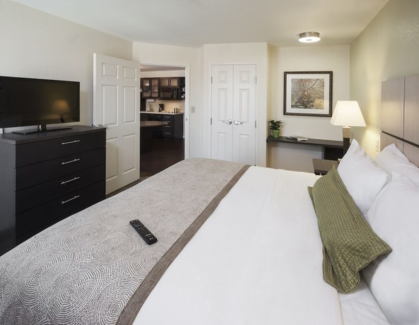 Imagen de la habitación del Hotel Candlewood Suites Nashville - Franklin, an IHG. Foto 5