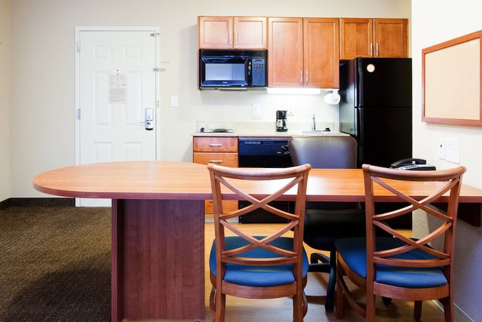Imagen de la habitación del Hotel Candlewood Suites New Bern, An Ihg. Foto 10