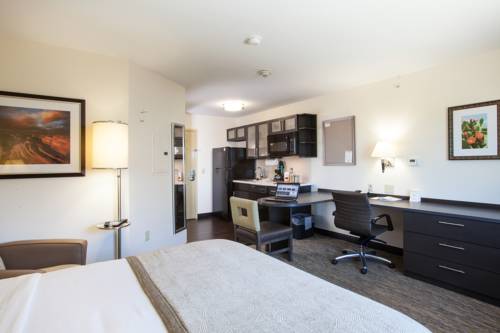 Imagen de la habitación del Hotel Candlewood Suites New Braunfels. Foto 9