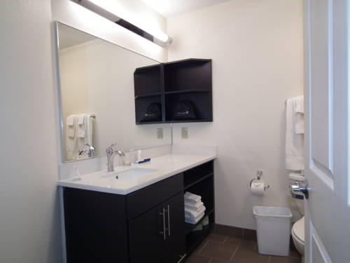 Imagen de la habitación del Hotel Candlewood Suites New Braunfels. Foto 14