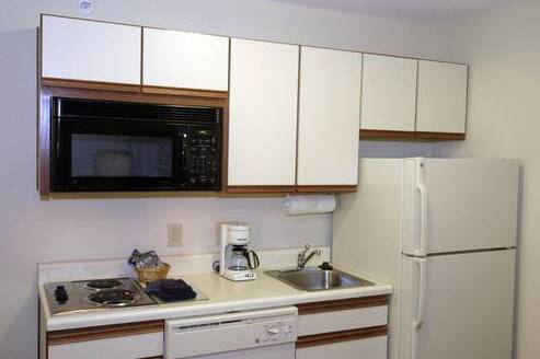 Imagen de la habitación del Hotel Candlewood Suites Newport News/yorktown, An Ihg. Foto 10