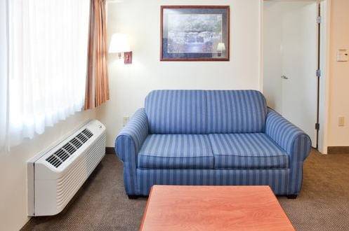Imagen de la habitación del Hotel Candlewood Suites Newport News/yorktown, An Ihg. Foto 11