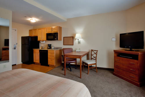 Imagen de la habitación del Hotel Candlewood Suites Norfolk Airport, An Ihg. Foto 5