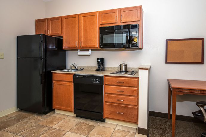 Imagen de la habitación del Hotel Candlewood Suites Oak Harbor, an IHG. Foto 4