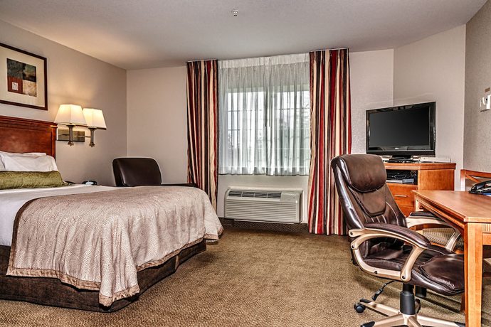 Imagen de la habitación del Hotel Candlewood Suites Oak Harbor, an IHG. Foto 12