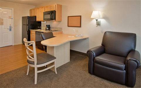 Imagen de la habitación del Hotel Candlewood Suites Olathe, An Ihg. Foto 6