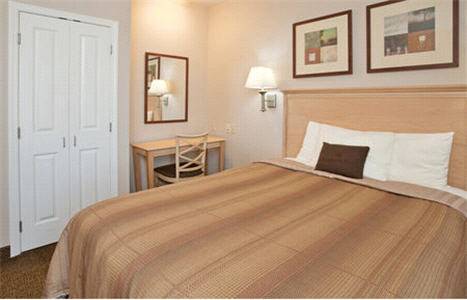 Imagen de la habitación del Hotel Candlewood Suites Olathe, An Ihg. Foto 12