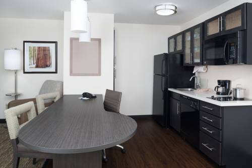 Imagen de la habitación del Hotel Candlewood Suites Olympia - Lacey. Foto 6