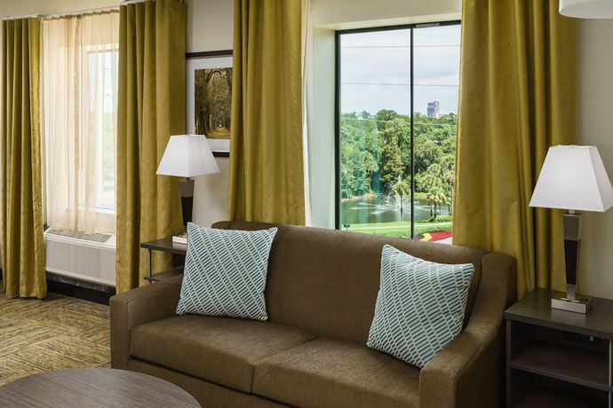 Imagen de la habitación del Hotel Candlewood Suites Orlando - Lake Buena Vista, an IHG. Foto 3