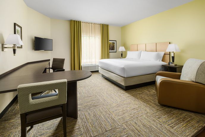 Imagen de la habitación del Hotel Candlewood Suites Orlando - Lake Buena Vista, an IHG. Foto 5