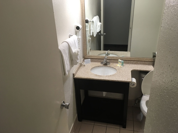 Imagen de la habitación del Hotel Candlewood Suites Orlando North - Winter Park. Foto 8
