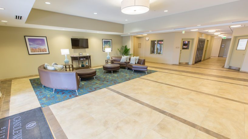 Imagen de los interiores del Hotel Candlewood Suites : Overland Park - W 135th St, An Ihg. Foto 16
