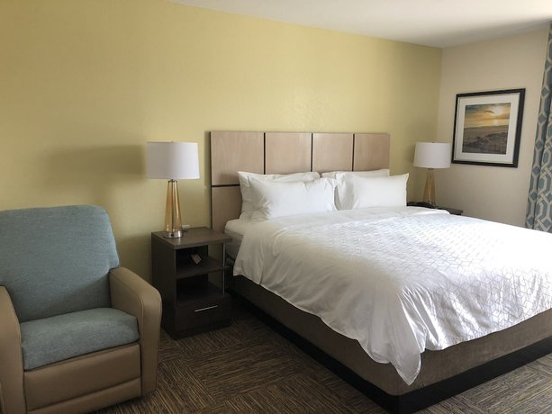 Imagen de la habitación del Hotel Candlewood Suites Panama City Beach Pier, an IHG. Foto 16