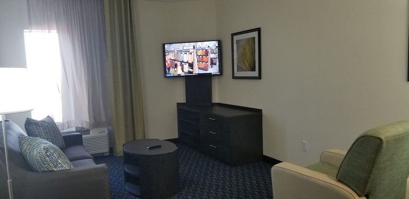 Imagen de la habitación del Hotel Candlewood Suites Plano North, an IHG. Foto 3