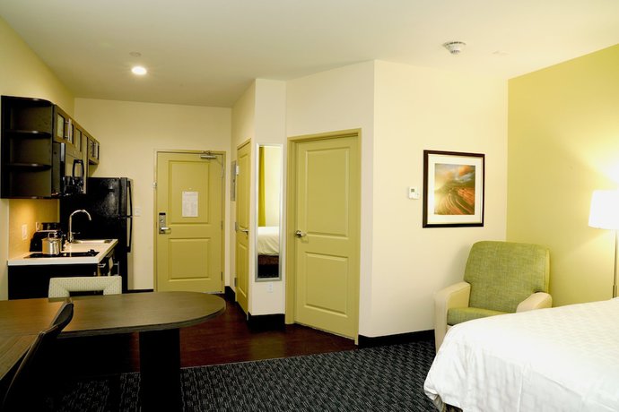 Imagen de la habitación del Hotel Candlewood Suites Plano North, an IHG. Foto 10