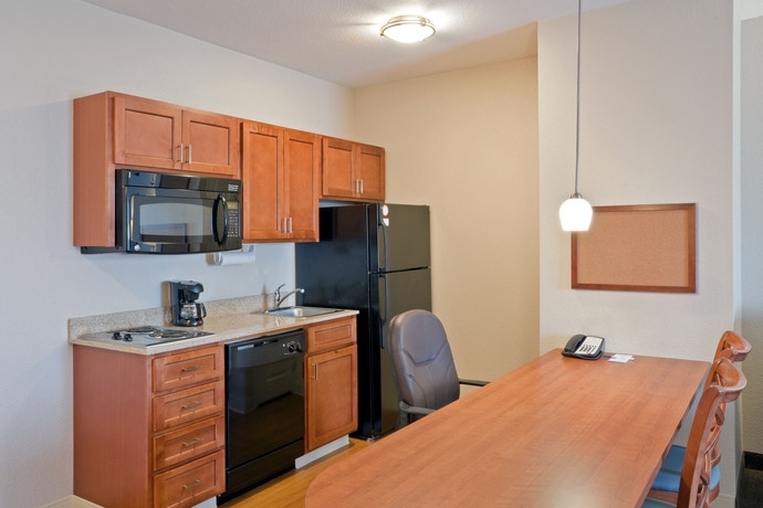 Imagen de la habitación del Hotel Candlewood Suites Portland Airport, An Ihg. Foto 8