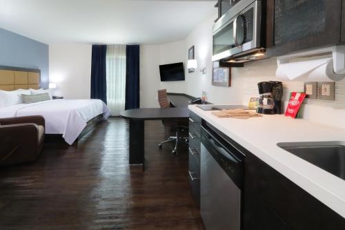Imagen de la habitación del Hotel Candlewood Suites Queretaro Juriquilla, An Ihg. Foto 9