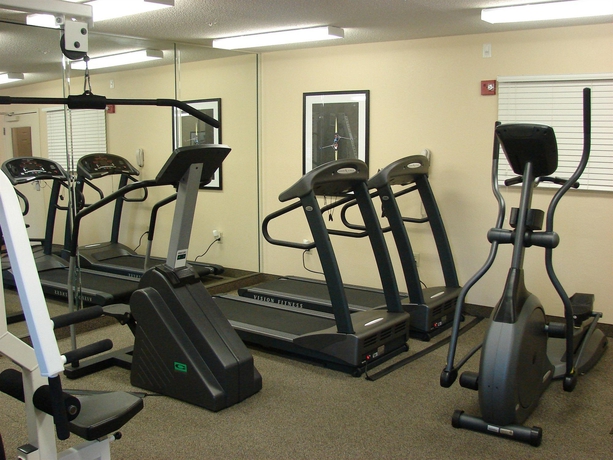 Imagen de los interiores del Hotel Candlewood Suites Raleigh Crabtree, An Ihg. Foto 13