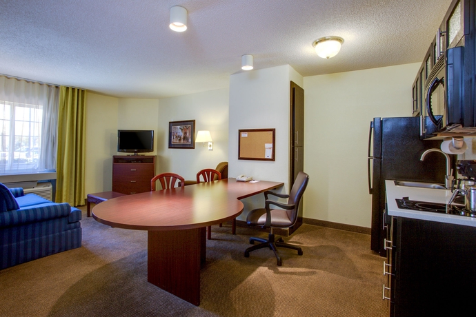 Imagen de la habitación del Hotel Candlewood Suites Raleigh Crabtree, An Ihg. Foto 5