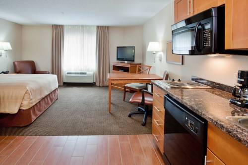 Imagen de la habitación del Hotel Candlewood Suites Richmond Airport. Foto 5