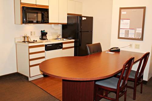 Imagen de la habitación del Hotel Candlewood Suites Richmond West End Short Pump. Foto 8