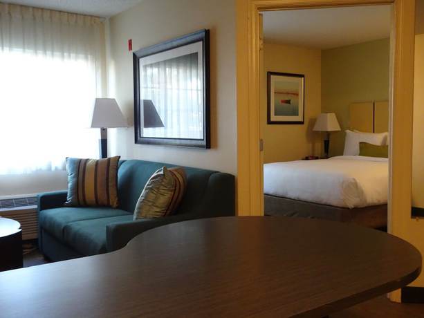 Imagen de la habitación del Hotel Candlewood Suites Richmond-west, An Ihg. Foto 7