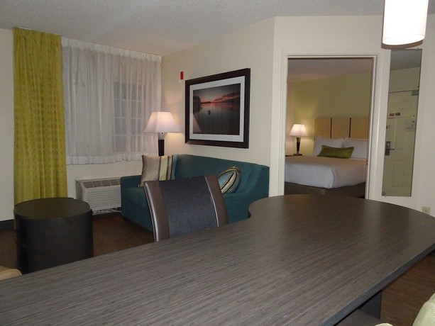 Imagen de la habitación del Hotel Candlewood Suites Richmond-west, An Ihg. Foto 10