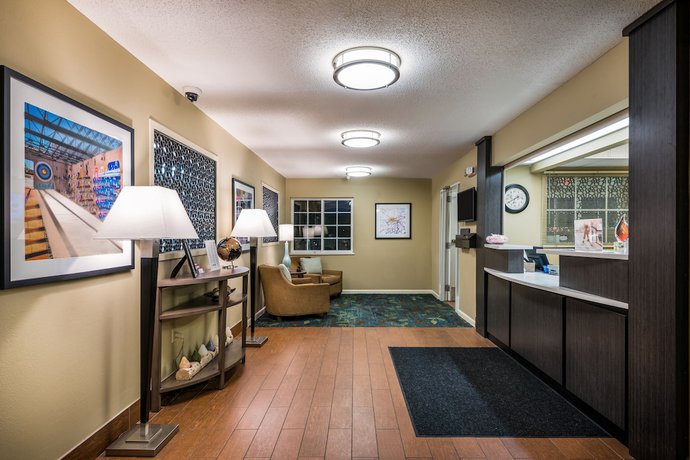 Imagen del bar/restaurante del Hotel Candlewood Suites Richmond-west, An Ihg. Foto 2