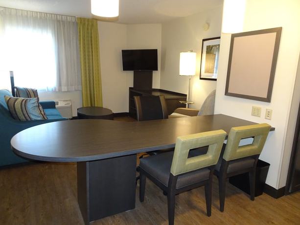 Imagen de la habitación del Hotel Candlewood Suites Richmond-west, An Ihg. Foto 15