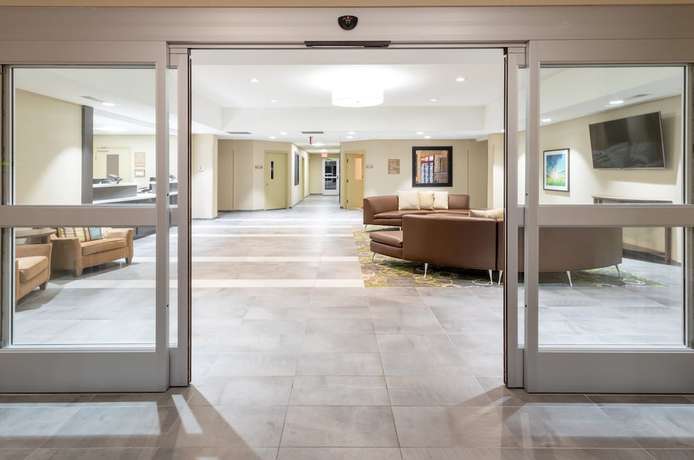 Imagen de los interiores del Hotel Candlewood Suites Rochester Mayo Clinic Area, An Ihg. Foto 20