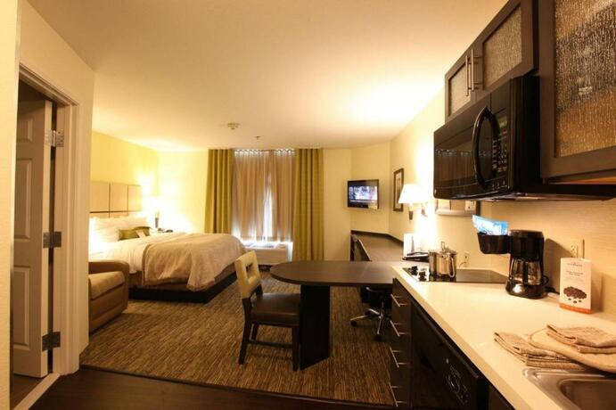 Imagen general del Hotel Candlewood Suites Saint Joseph. Foto 5