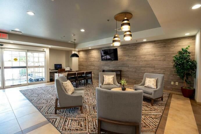 Imagen general del Hotel Candlewood Suites Saint Joseph. Foto 18