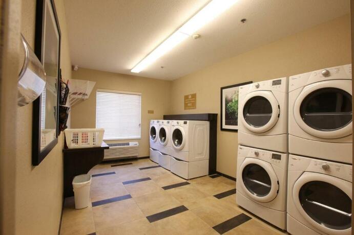 Imagen general del Hotel Candlewood Suites Saint Joseph. Foto 32