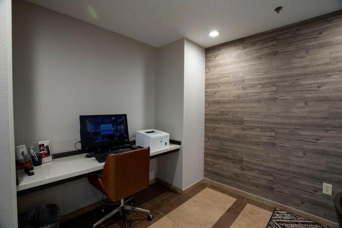 Imagen general del Hotel Candlewood Suites Saint Joseph. Foto 37