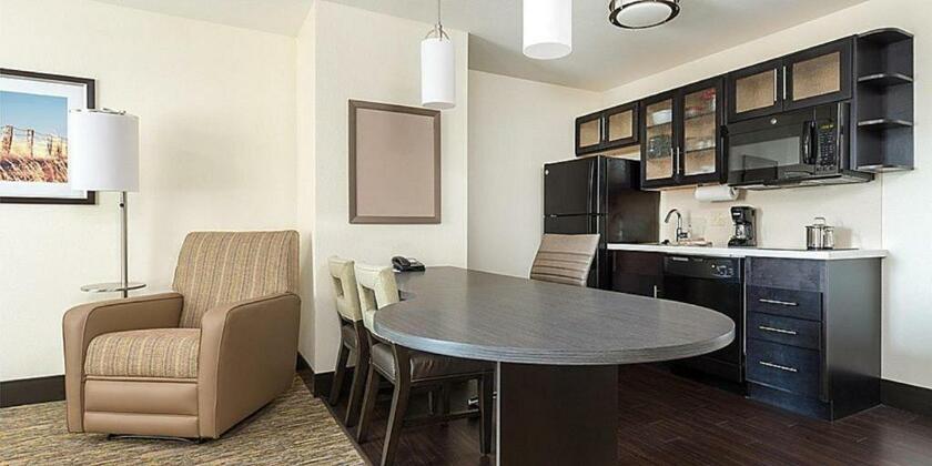 Imagen general del Hotel Candlewood Suites Saint Joseph. Foto 42