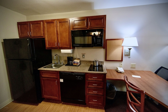 Imagen de la habitación del Hotel Candlewood Suites San Antonio Nw Near Seaworld, An Ihg. Foto 7