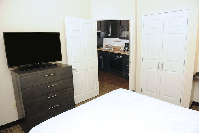 Imagen de la habitación del Hotel Candlewood Suites Santa Maria, An Ihg. Foto 9