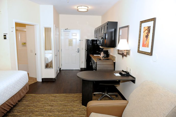 Imagen de la habitación del Hotel Candlewood Suites Santa Maria, An Ihg. Foto 13