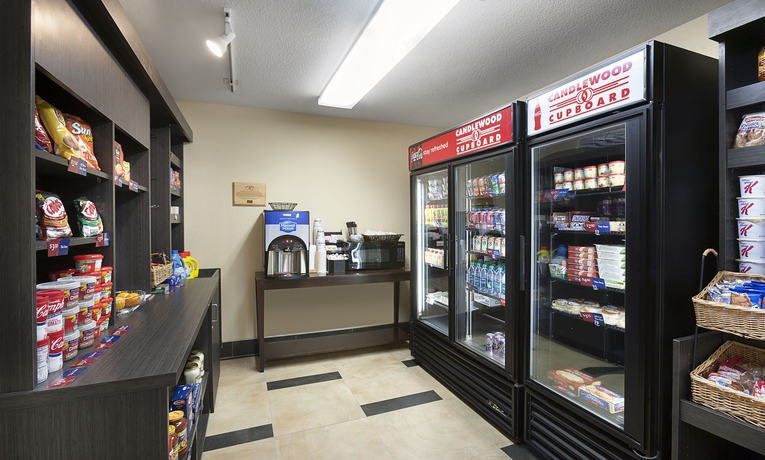 Imagen de los interiores del Hotel Candlewood Suites Savannah Airport, An Ihg. Foto 14