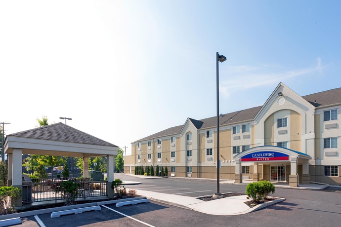 Imagen de los exteriores del Hotel Candlewood Suites Secaucus - Meadowlands, An Ihg. Foto 13