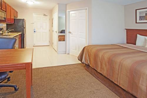Imagen de la habitación del Hotel Candlewood Suites South Bend Airport. Foto 4