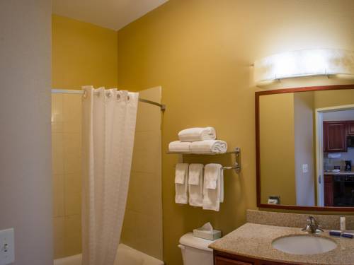 Imagen de la habitación del Hotel Candlewood Suites South Bend Airport. Foto 7