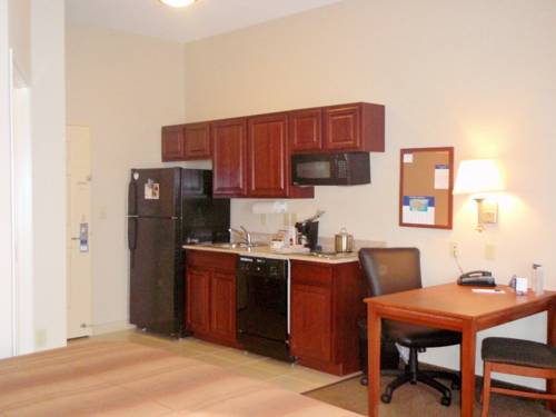 Imagen de la habitación del Hotel Candlewood Suites South Bend Airport. Foto 15