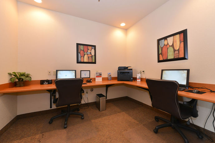 Imagen de la habitación del Hotel Candlewood Suites Springfield North, An Ihg. Foto 2