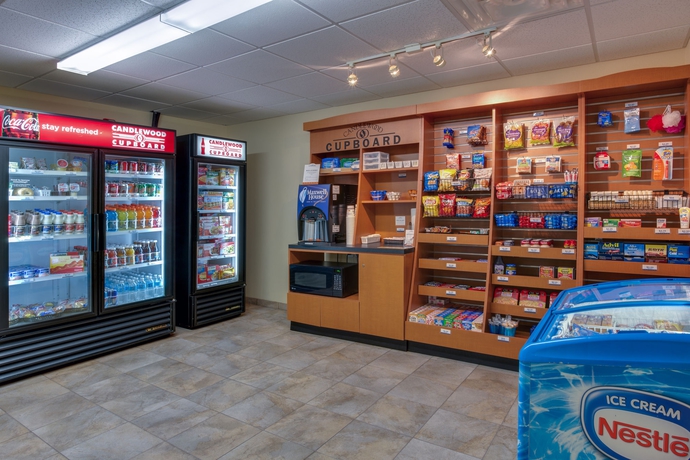 Imagen del bar/restaurante del Hotel Candlewood Suites Tallahassee, An Ihg. Foto 3