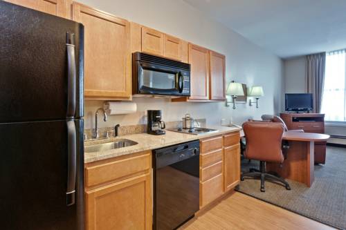 Imagen de la habitación del Hotel Candlewood Suites Terre Haute. Foto 1