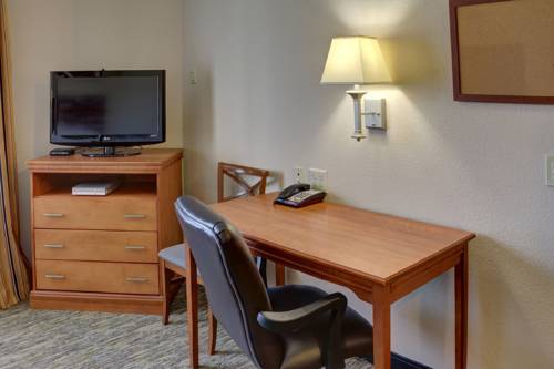 Imagen de la habitación del Hotel Candlewood Suites Texarkana. Foto 8