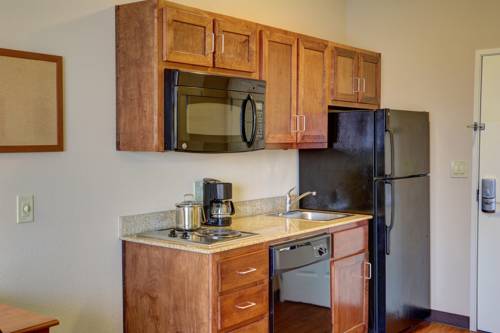 Imagen de la habitación del Hotel Candlewood Suites Texarkana. Foto 11